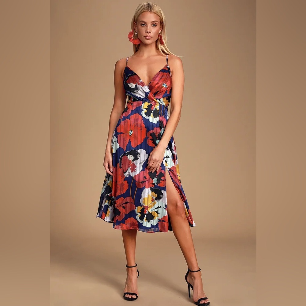 All About Love Royal Blue Floral Print Midi Dress
Lulus NWT